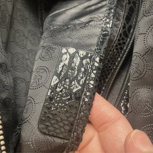 Michael Kors Chain Snake Embossed Leather Shoulder Bag/Cross Body Jet Set BlacK - Picture 15 of 15